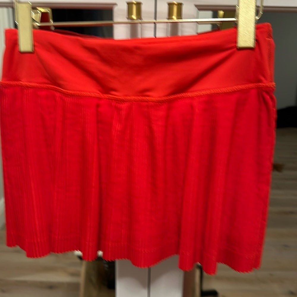 Lulu lemon tennis skirt